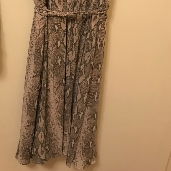 Banana Republic Dress - Picture 3 of 4